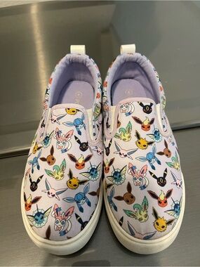 Lilac Pokemon Eevee Evolution Slip-On Sneakers Size 4 Kids, washable, gaming